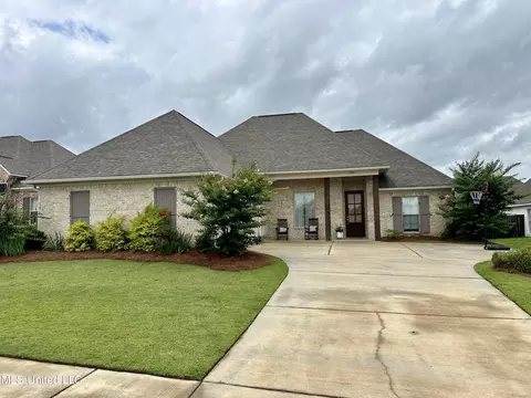 322 W W Park St, Canton, MS 39046