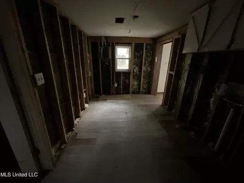 Entry Way - 239 Burnham Rd, Brandon, MS 39042 photo 1 of 1