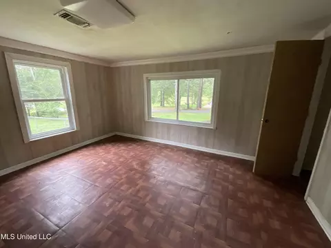 Bedroom - 239 Burnham Rd, Brandon, MS 39042 photo 2 of 4