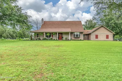 159 Oak Hill Dr, Florence, MS 39073