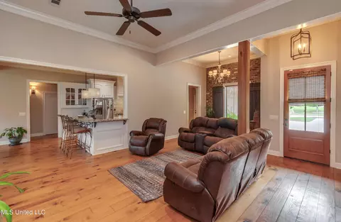 Entry Way - 110 Grayhawk Dr, Madison, MS 39110 photo 2 of 4
