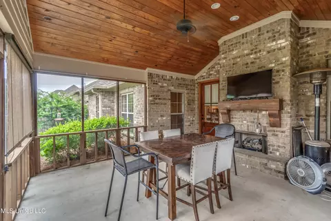Exterior - 110 Grayhawk Dr, Madison, MS 39110 photo 5 of 16