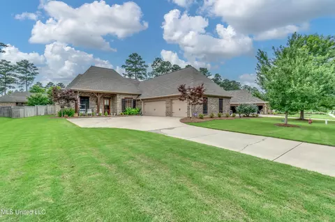 110 Grayhawk Dr, Madison, MS 39110