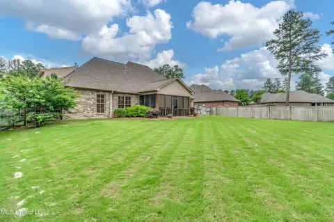 Exterior - 110 Grayhawk Dr, Madison, MS 39110 photo 10 of 16