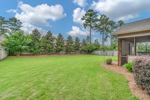 Exterior - 110 Grayhawk Dr, Madison, MS 39110 photo 11 of 16