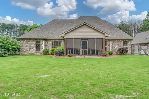 Exterior - 110 Grayhawk Dr, Madison, MS 39110 photo 8 of 16
