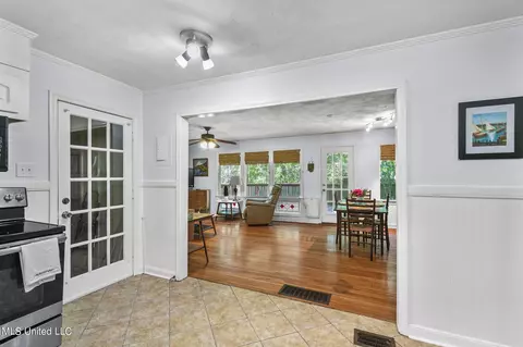 4346 Ridgewood Cir, Jackson, MS 39211 photo 14