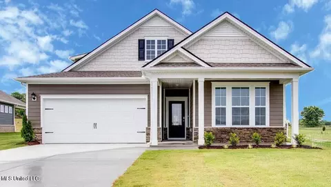 2092 Hyacinth Ln, Hernando, MS 38632