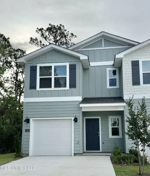 12320 Sinclair Dr #54, Gulfport, MS 39503