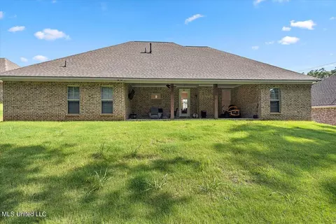 Exterior - 228 Crestwood Pl, Madison, MS 39110 photo 8 of 8
