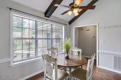 Dining - 409 Parkway Rd, Brandon, MS 39047 photo 1 of 2