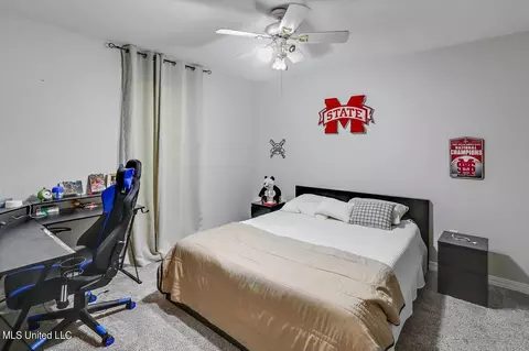 Bedroom - 409 Parkway Rd, Brandon, MS 39047 photo 4 of 4