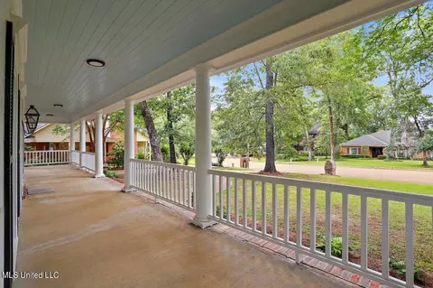 30 Avery Cir, Jackson, MS 39211 photo 7