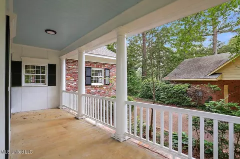 30 Avery Cir, Jackson, MS 39211 photo 6