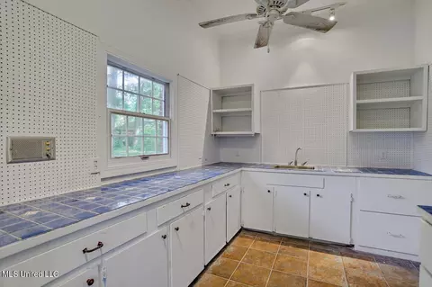 30 Avery Cir, Jackson, MS 39211 photo 49