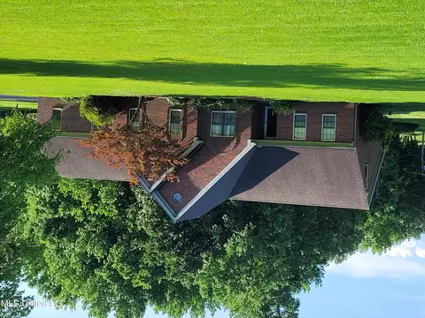 3555 Hillsdale Dr, Olive Branch, MS 38654