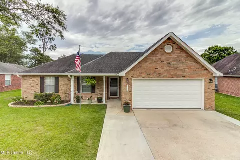 15059 Remington Dr, Gulfport, MS 39503