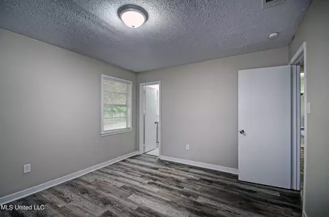 Bedroom - 3731 Brinkley Dr, Jackson, MS 39213 photo 6 of 6