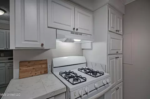 Kitchen - 3731 Brinkley Dr, Jackson, MS 39213 photo 3 of 4