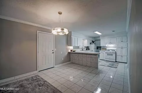 Dining - 3731 Brinkley Dr, Jackson, MS 39213 photo 1 of 2