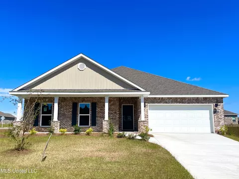 5003 Fern Dr, D'iberville, MS 39540