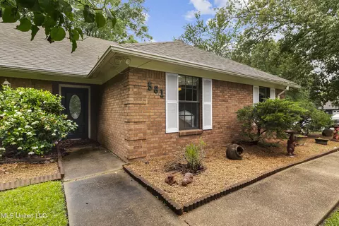 581 Bradford Dr, Brandon, MS 39047