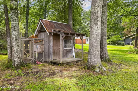 Exterior - 602 Forest Point Dr, Brandon, MS 39047 photo 15 of 21