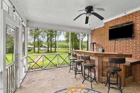 Exterior - 602 Forest Point Dr, Brandon, MS 39047 photo 7 of 21