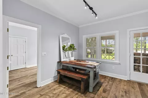 Dining - 602 Forest Point Dr, Brandon, MS 39047 photo 6 of 6