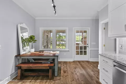 Dining - 602 Forest Point Dr, Brandon, MS 39047 photo 5 of 6