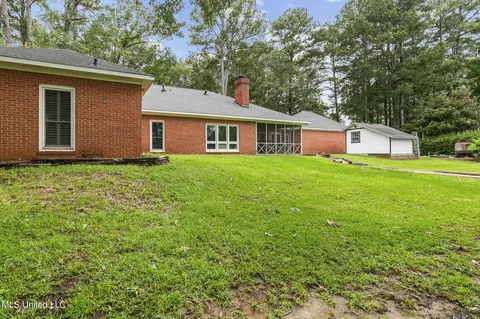 Exterior - 602 Forest Point Dr, Brandon, MS 39047 photo 19 of 21