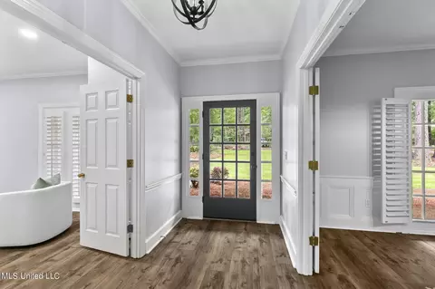 Entry Way - 602 Forest Point Dr, Brandon, MS 39047 photo 1 of 9