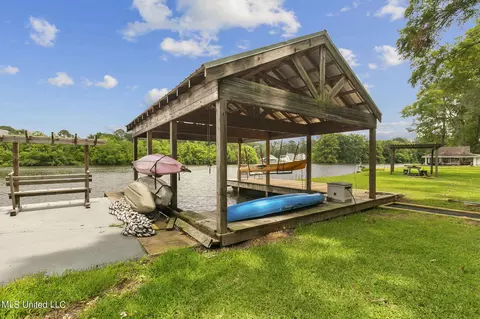 Exterior - 602 Forest Point Dr, Brandon, MS 39047 photo 12 of 21