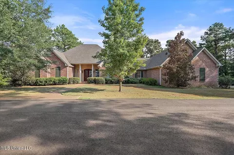 636 Cedar Hill Rd, Flora, MS 39071
