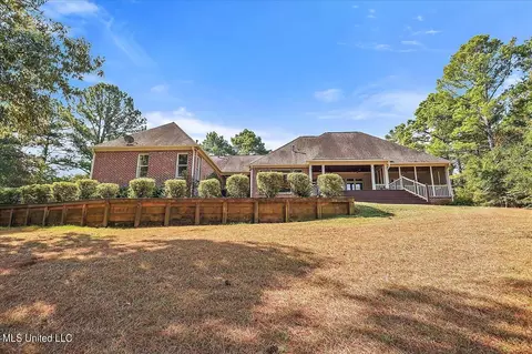 Exterior - 636 Cedar Hill Rd, Flora, MS 39071 photo 14 of 15