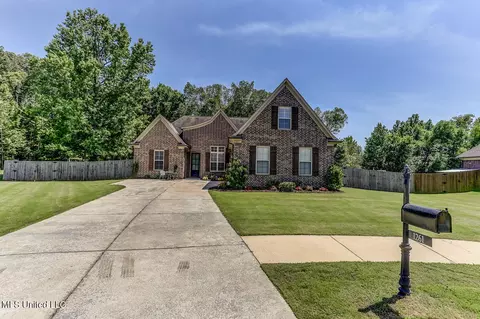 1261 Fieldstone St, Hernando, MS 38632 photo 2