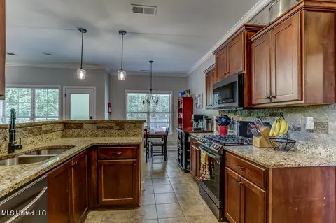 1261 Fieldstone St, Hernando, MS 38632 photo 12
