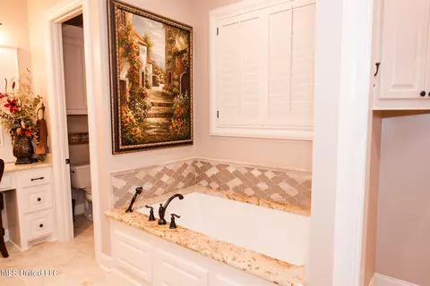Bath - 186 Slade Rd, Morton, MS 39117 photo 1 of 13