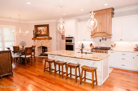 Kitchen - 186 Slade Rd, Morton, MS 39117 photo 3 of 8