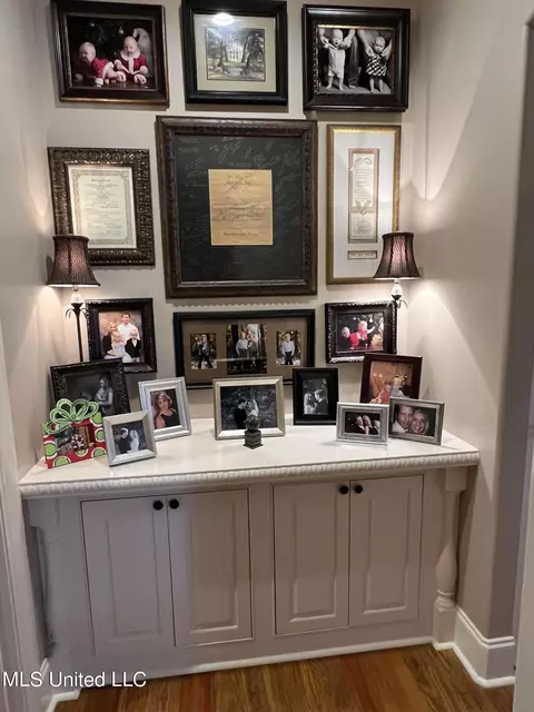Entry Way - 186 Slade Rd, Morton, MS 39117 photo 3 of 5