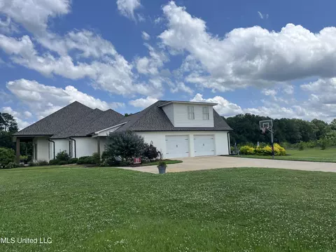 Exterior - 186 Slade Rd, Morton, MS 39117 photo 4 of 11