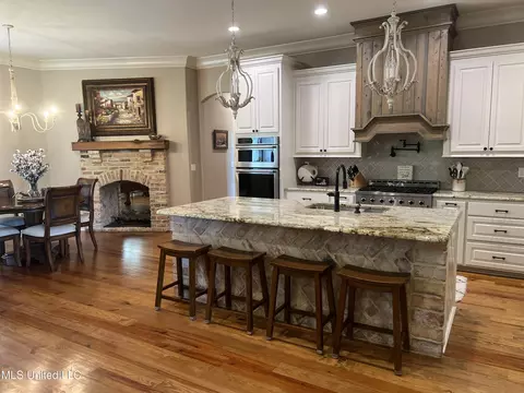 Kitchen - 186 Slade Rd, Morton, MS 39117 photo 8 of 8