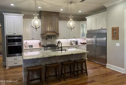Kitchen - 186 Slade Rd, Morton, MS 39117 photo 7 of 8