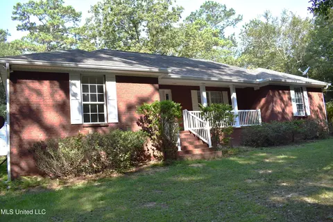 20805 Old River Rd, Vancleave, MS 39565