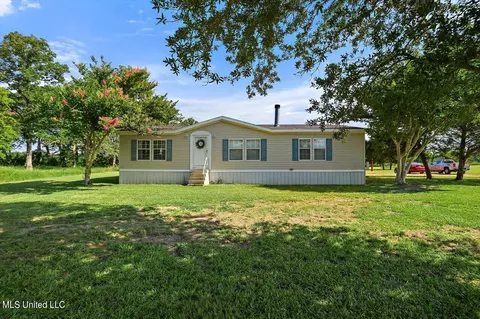 921 Old Highway 43, Pelahatchie, MS 39145