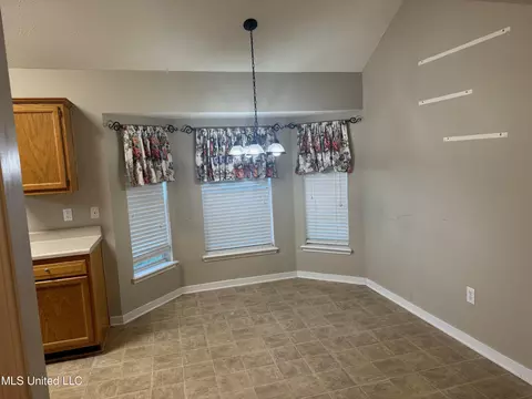 Dining - 110 Cedar Spring Cir, Pearl, MS 39208 photo 1 of 1