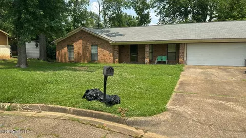 101 Brook Cv, Clinton, MS 39056