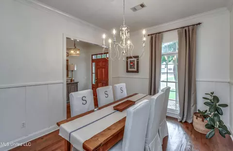 Dining - 108 Laird Ave, Madison, MS 39110 photo 1 of 2