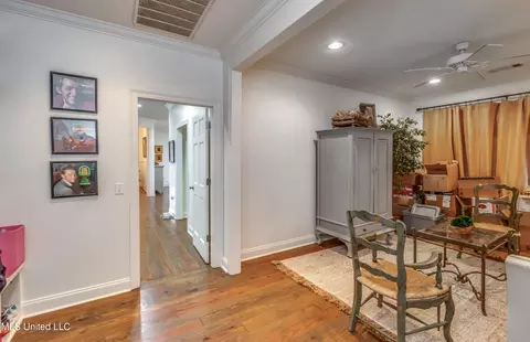 Entry Way - 108 Laird Ave, Madison, MS 39110 photo 3 of 3