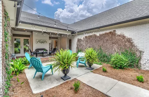 Exterior - 108 Laird Ave, Madison, MS 39110 photo 7 of 11